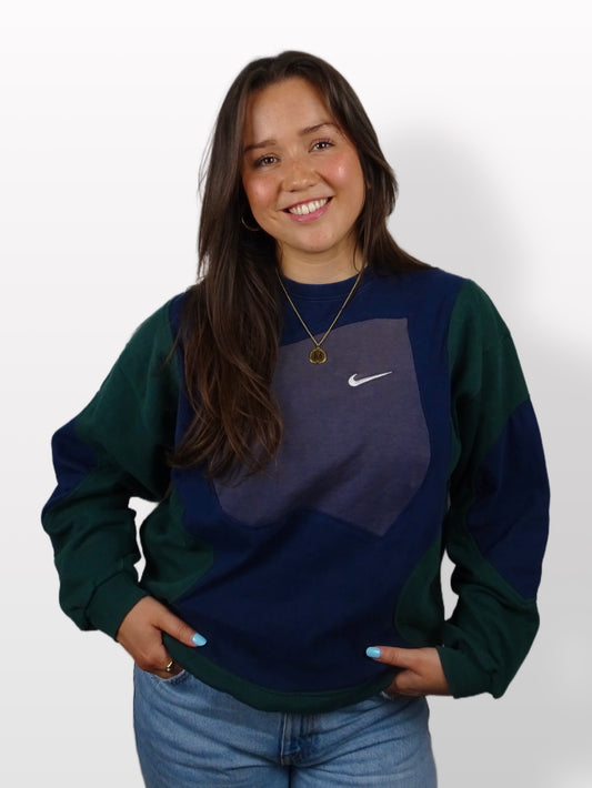 Reworked Sweatshirt - Nike (M)